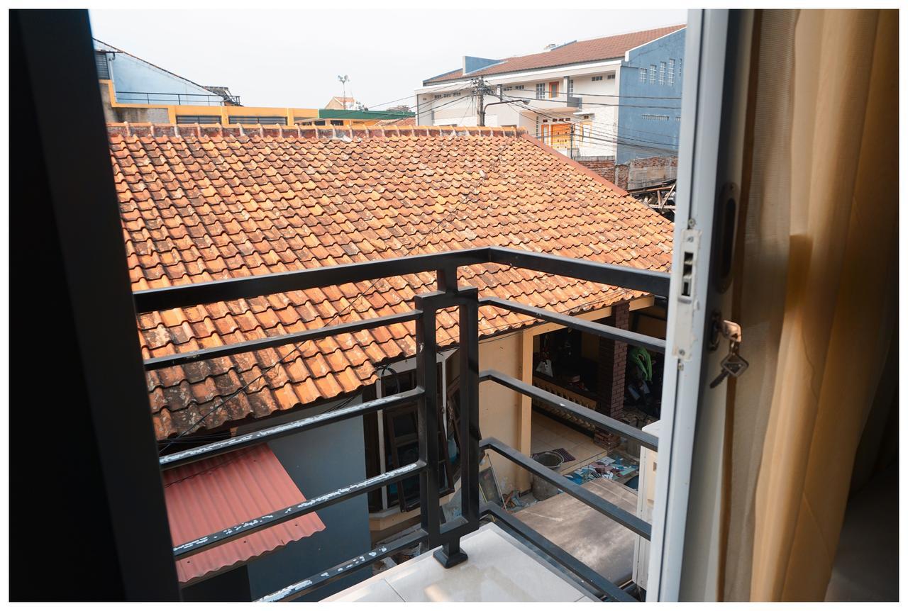 Budi House & Food Station Bandung Exterior foto